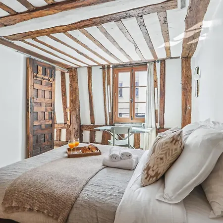 Apartment Bnbnova - Chic 1br Steps From The Louvre & Palais Royal & Opera
